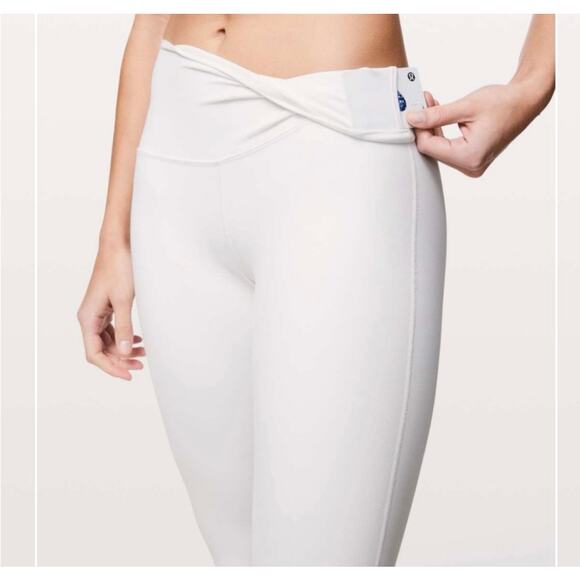 Lululemon Align White Leggings Size 6 - Picture 14 of 14